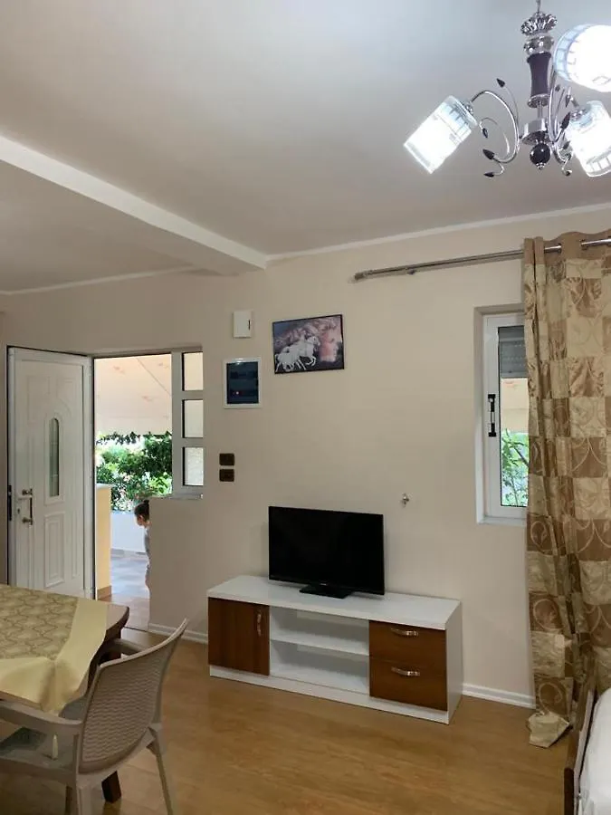 Rajan Apartment Sarandë