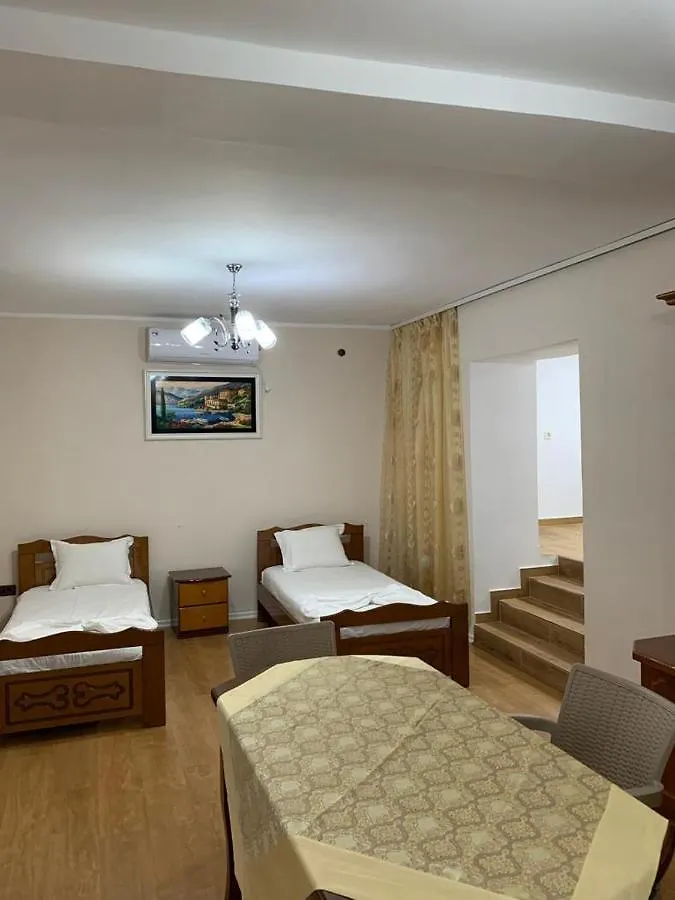 Rajan Apartment Sarandë 0*,